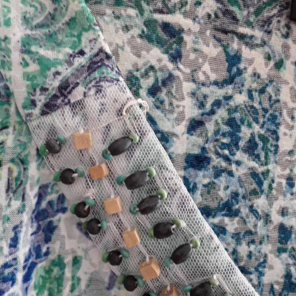 Top - Picture 4 of 4